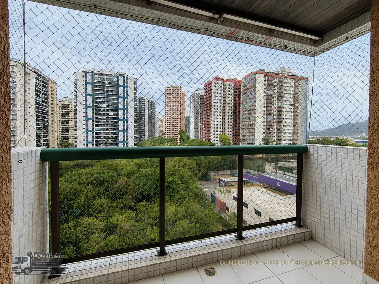 Furnished 66 m² apartment with 2 bedrooms and 2 bathrooms — photo 16