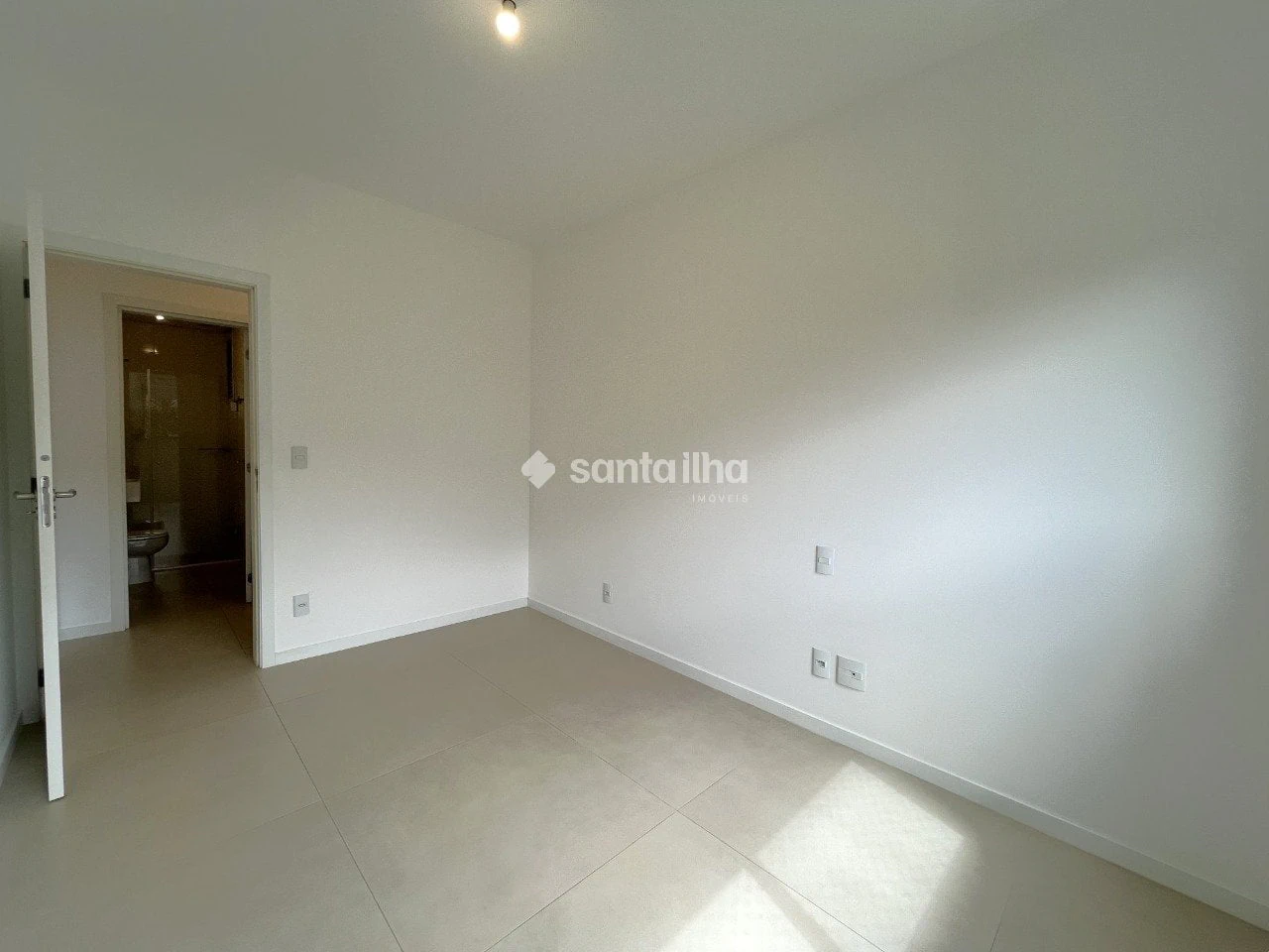 Балкон з грилем та 2 спальні: квартира 72 м² — photo 20