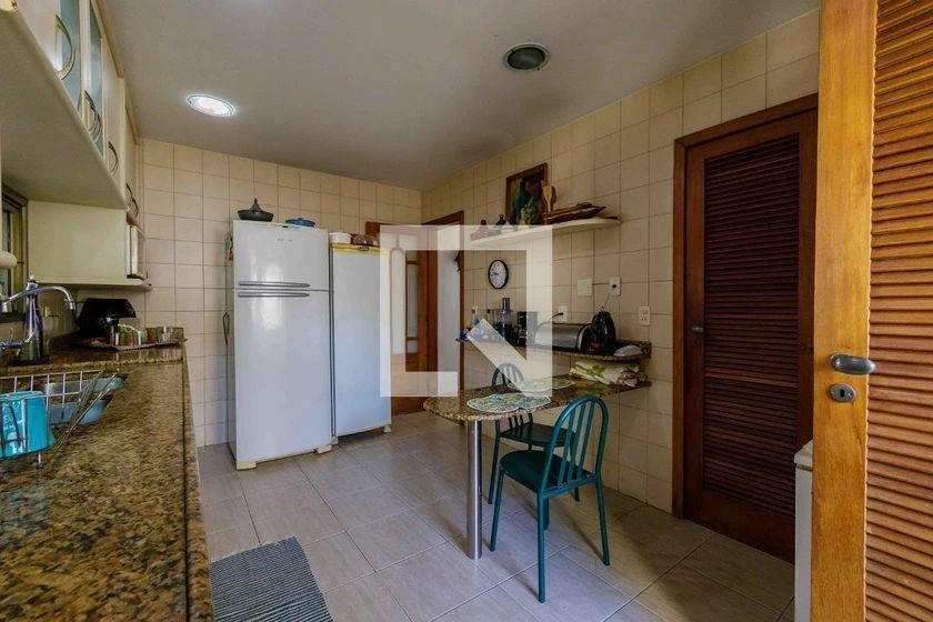 Apartamento amueblado de 5 dormitorios y 360 m² — photo 35