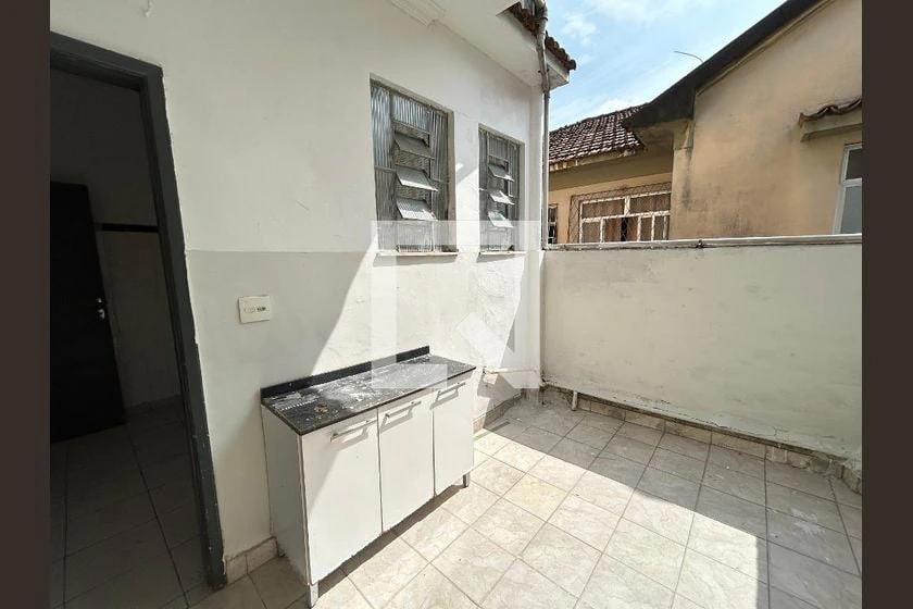 Деревянный пол или ламинат и 2 спальни: дом 80 м² — photo 42