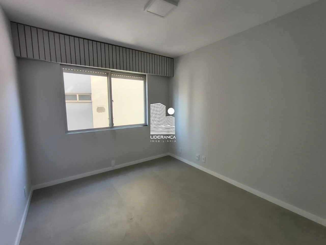 3-bedroom apartment with a home office