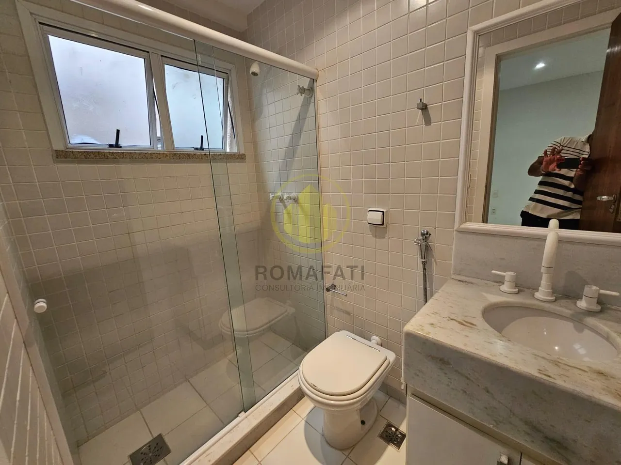 Apartamento sem mobília com 3 quartos e 4 banheiros — photo 11