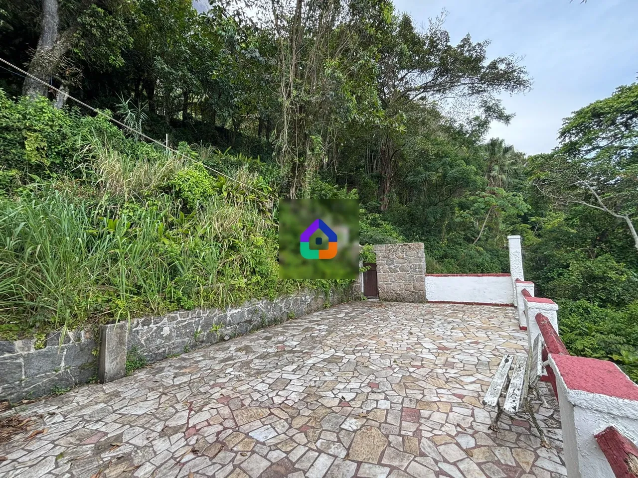 Casa sem mobília com 5 quartos e 5 banheiros — photo 7