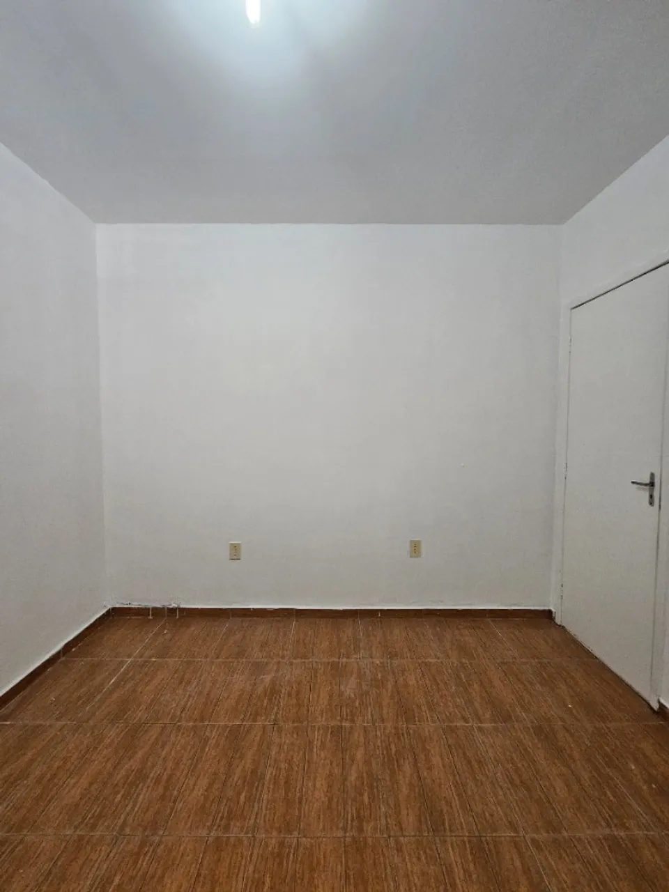 Townhouse with 3 bedrooms and a separate kitchen — photo 8