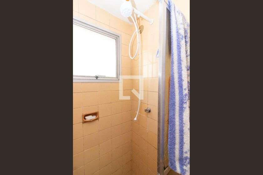 Furnished 70 m² apartment with 2 bedrooms and 1 parking spot — photo 26