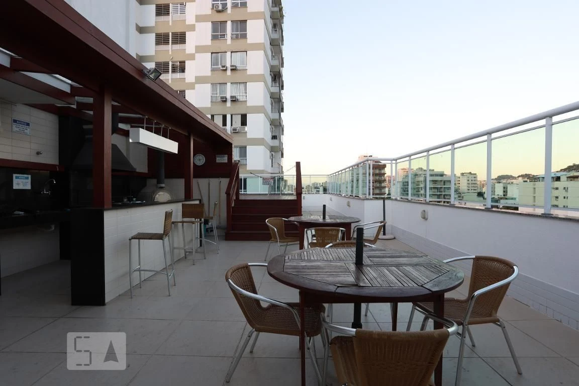 Floor-to-ceiling windows in a 2-bedroom apartment, 59 m² — photo 10