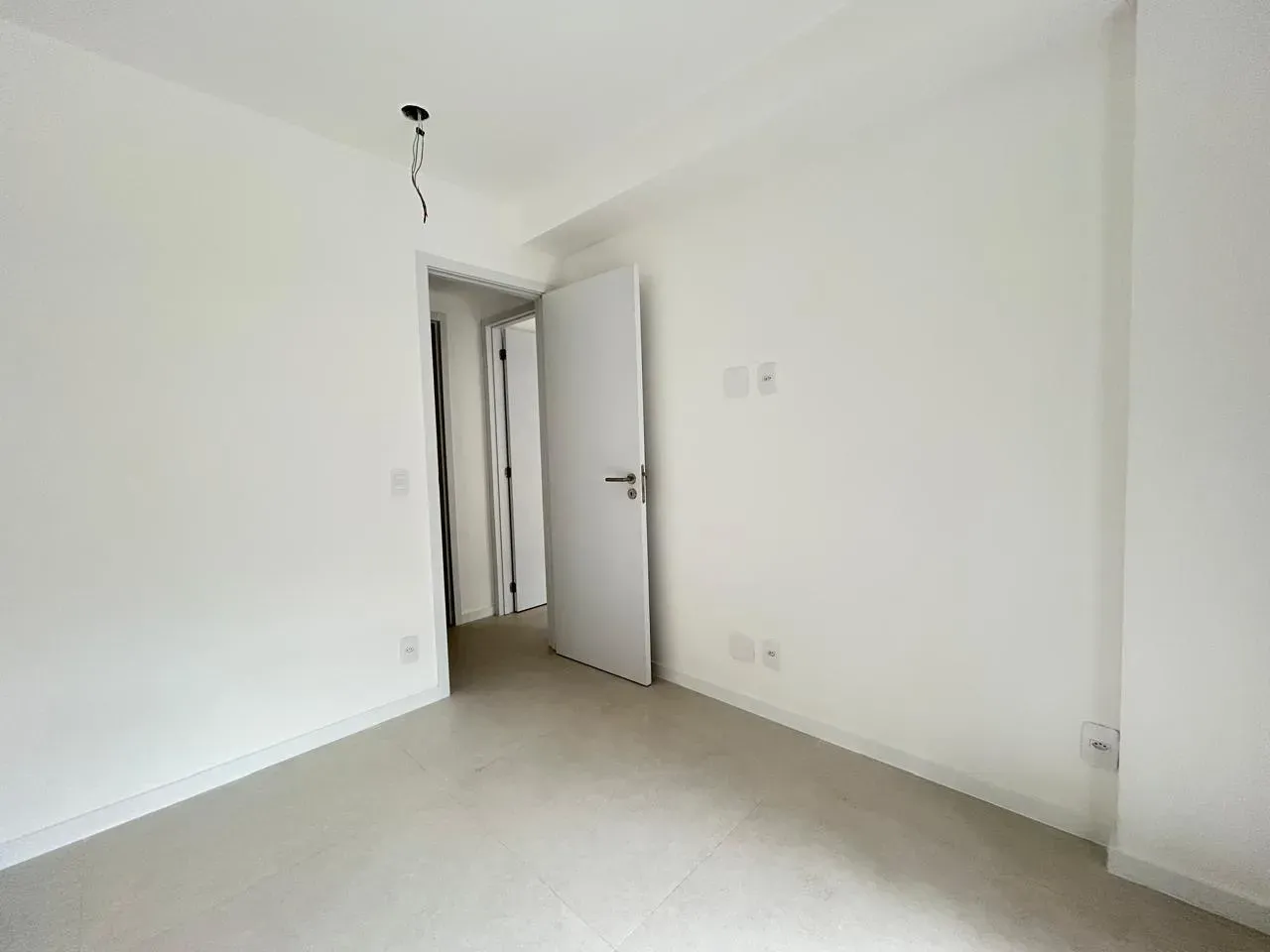 Apartamento de 2 quartos com varanda gourmet — photo 20