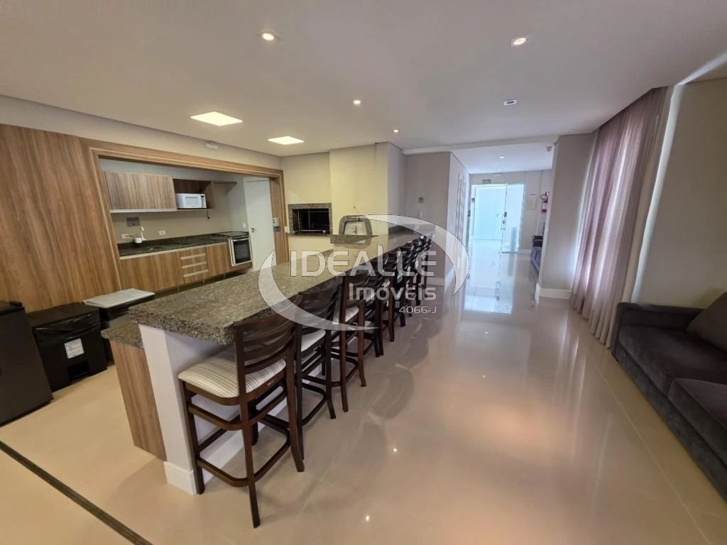 164 m² apartment with 3 bedrooms and a private suite — photo 19