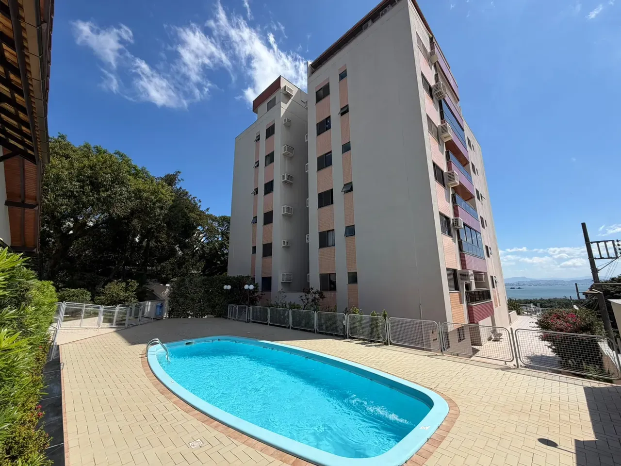 Private BBQ in a 3-bedroom apartment, 100 m² — photo 24