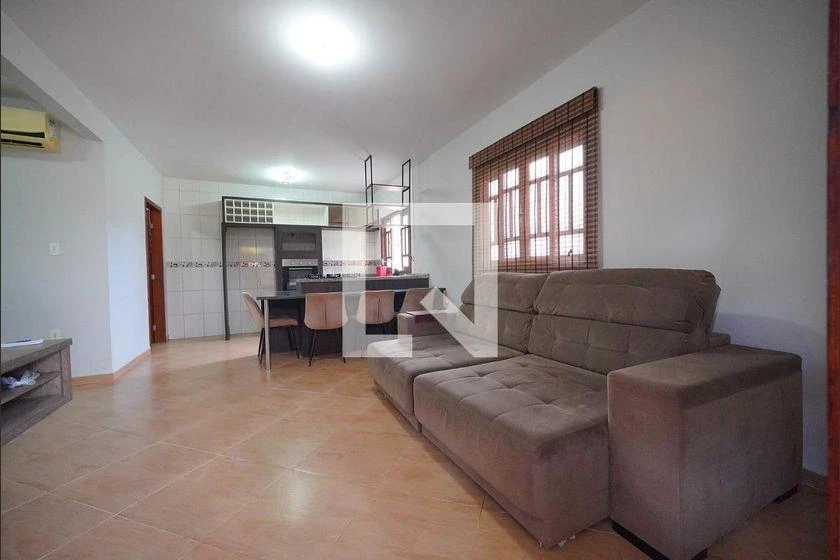 Furnished 2-bedroom, 78 m² house in Florianópolis