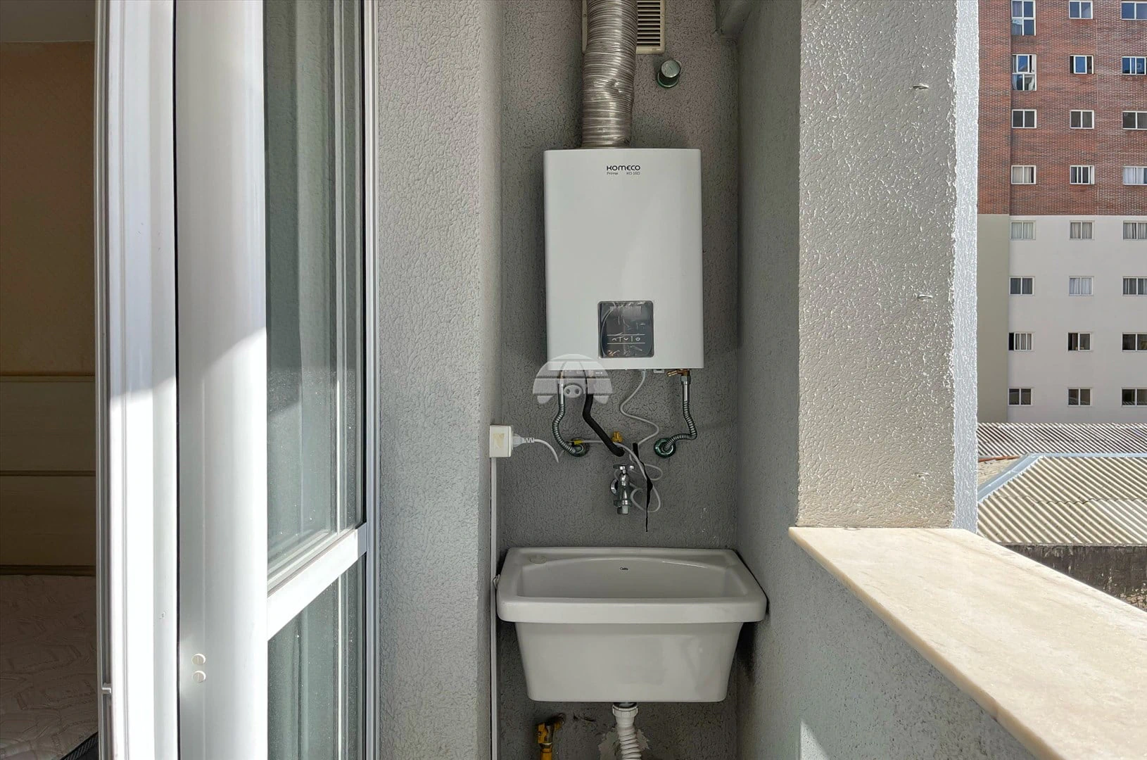Студия 33 м² с кухней открытой планировки и 1 ванной — photo 14
