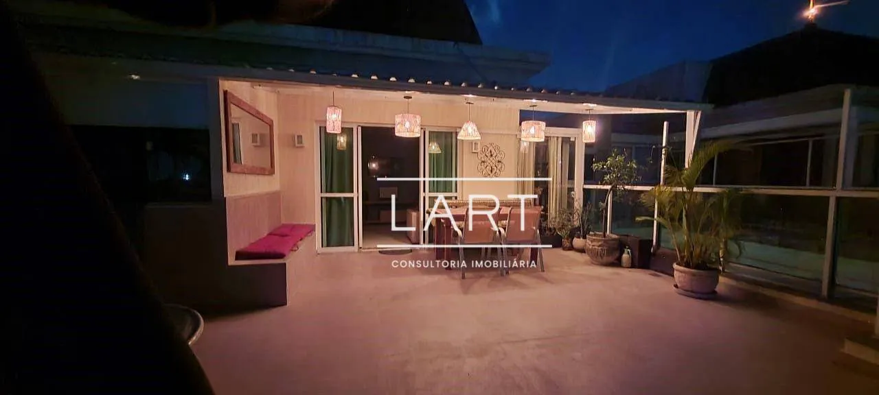 Furnished penthouse apartment with 3 bedrooms — photo 16