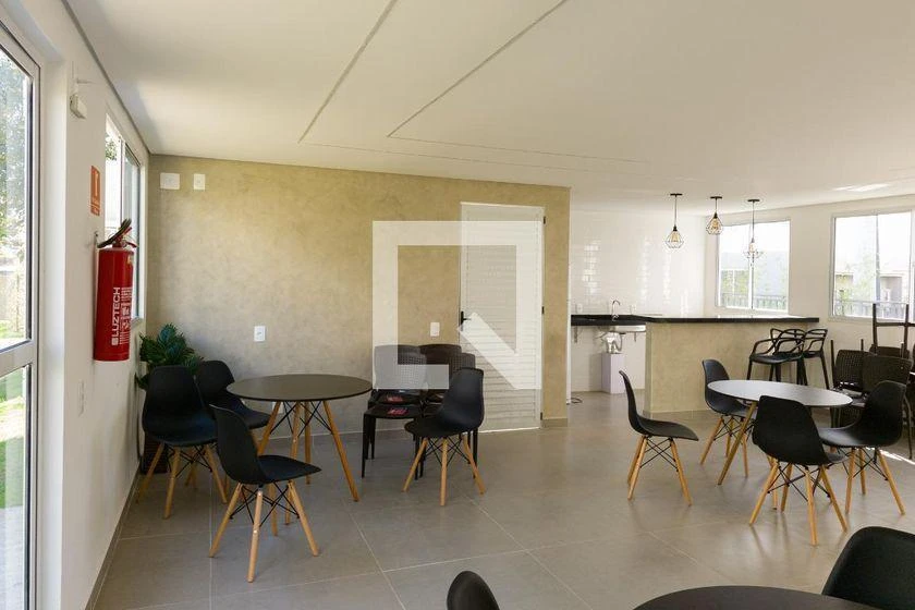 2-bedroom apartment with a home office — photo 38