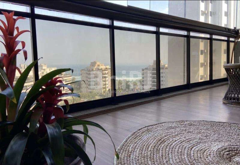 Apartamento de 2 dormitorios con balcón acristalado — photo 23