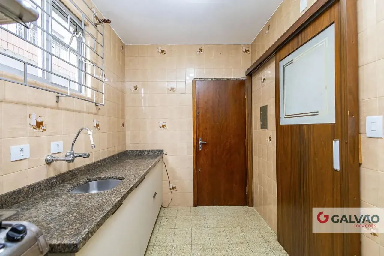 Ground-floor 108 m² apartment with 3 bedrooms and closed kitchen — photo 13