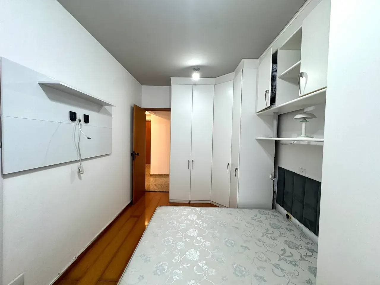 Мебльована квартира з 1 спальнею та 58 м² — photo 9