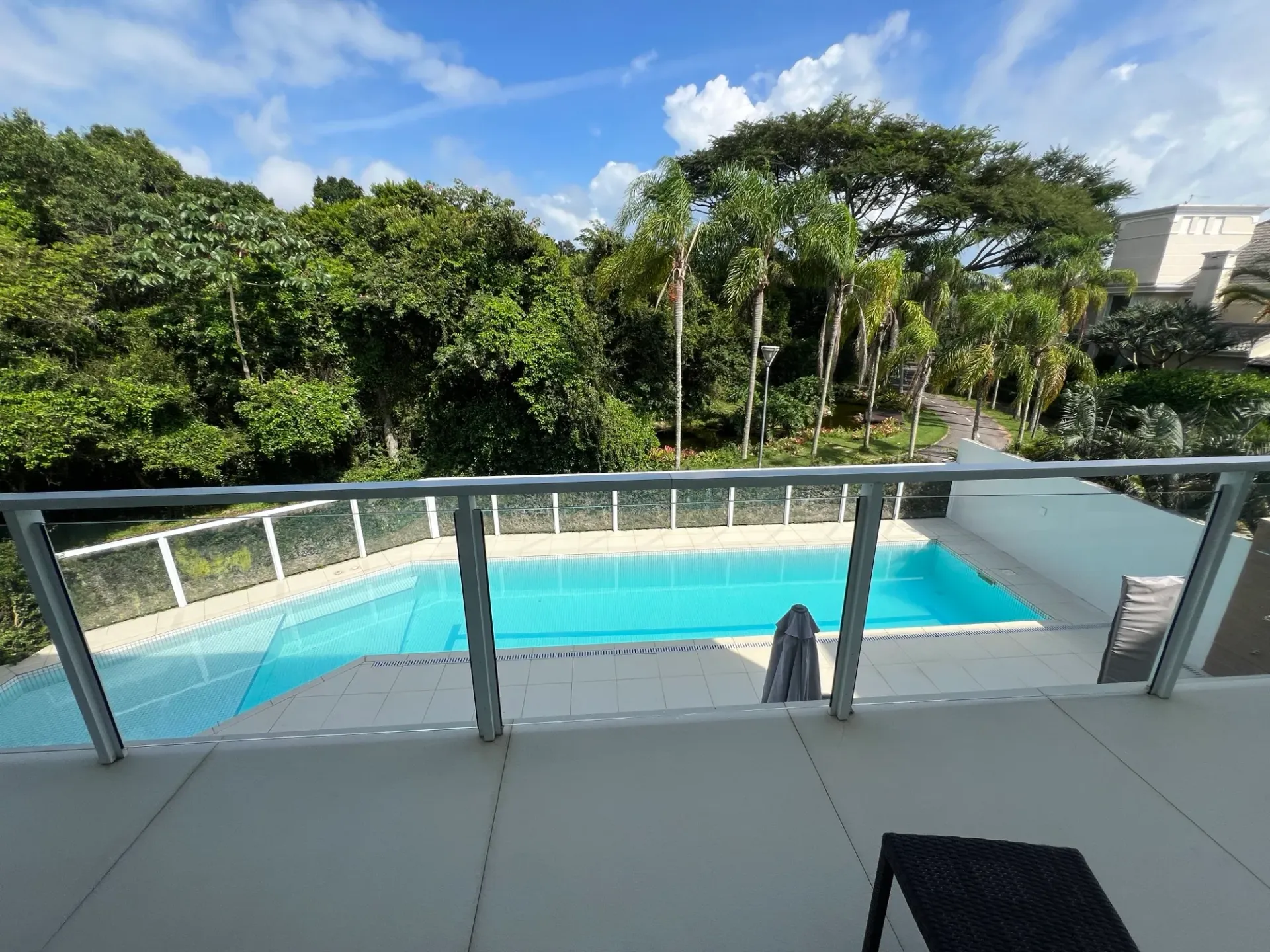Casa com 6 suítes e 7 banheiros em 1000 m² — photo 3