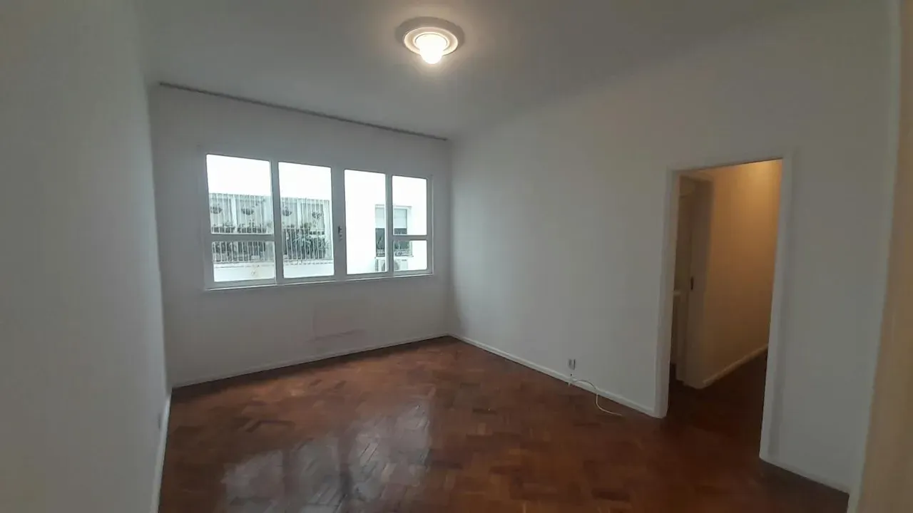 70 m² apartment on the 2nd floor with parking spot