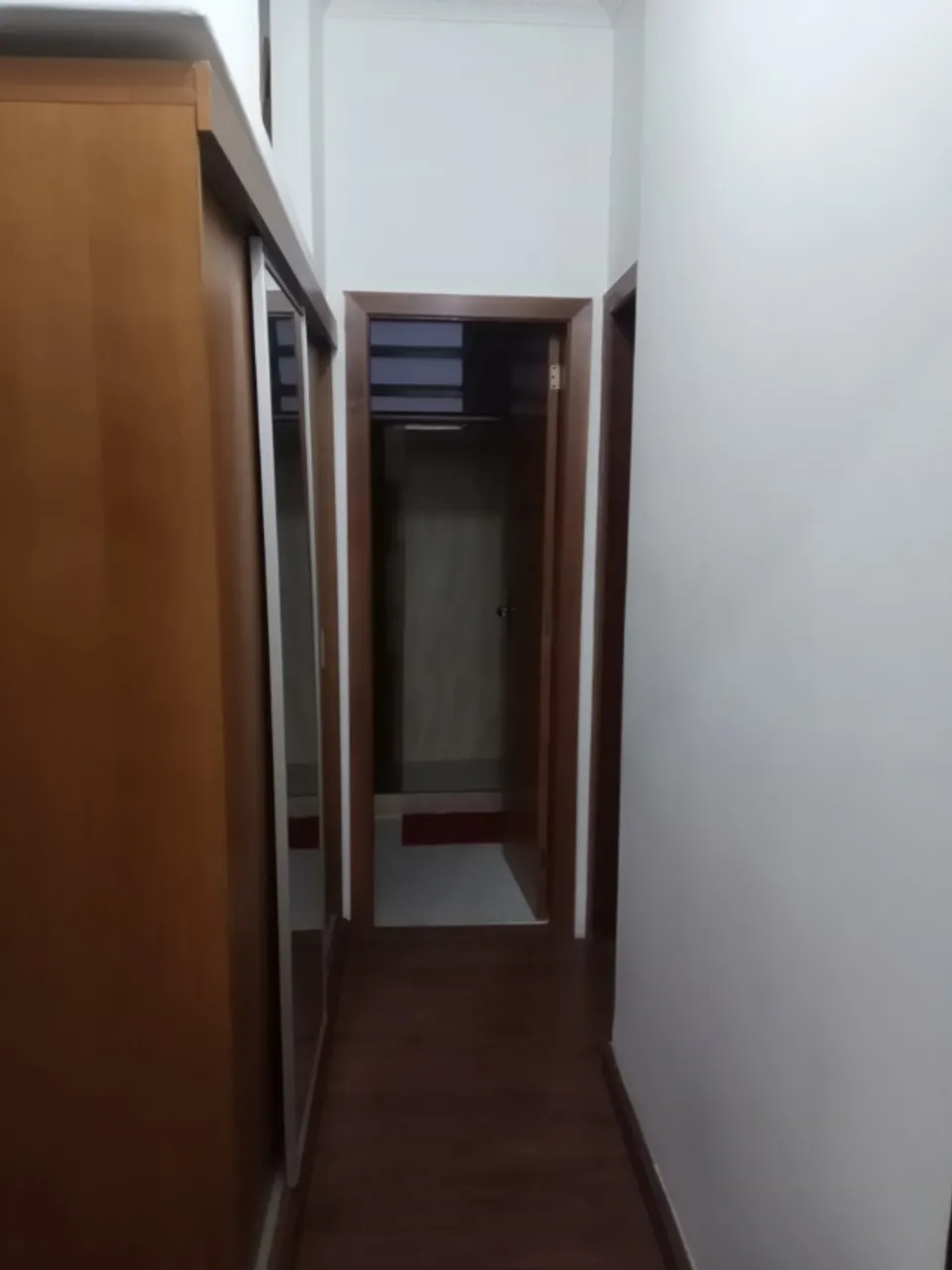 Unfurnished apartment with 2 bedrooms and a home office — photo 20