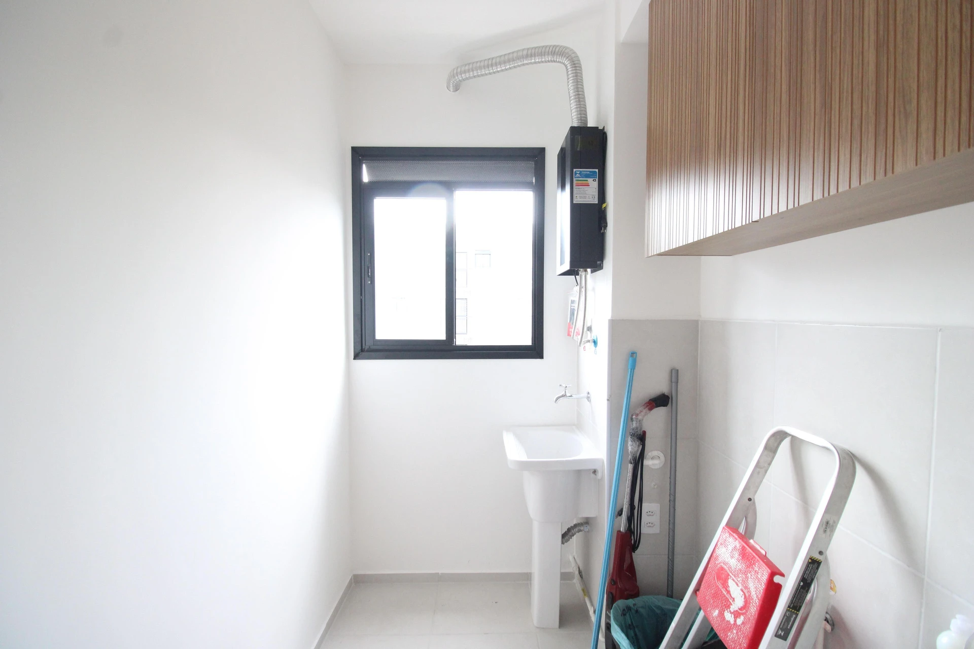 Apartamento para alugar com 2 quartos e varanda — photo 36