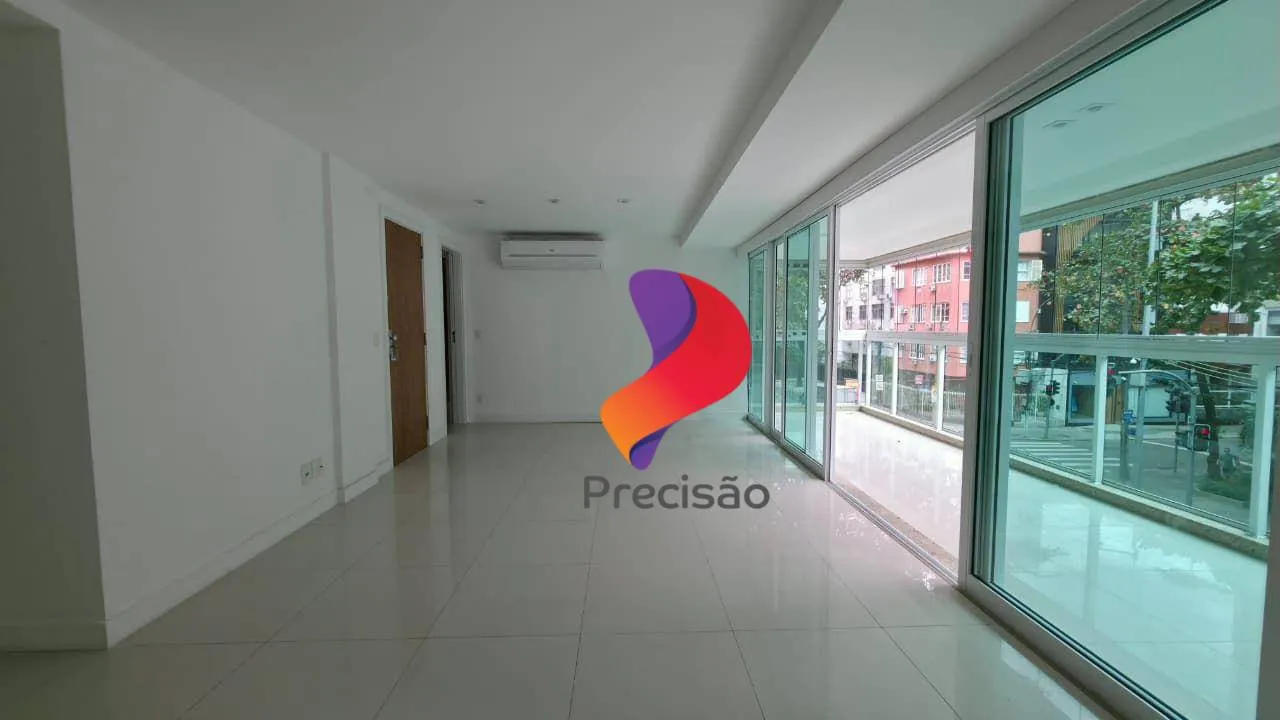 Apartment with enclosed balcony and 4 bedrooms — photo 6