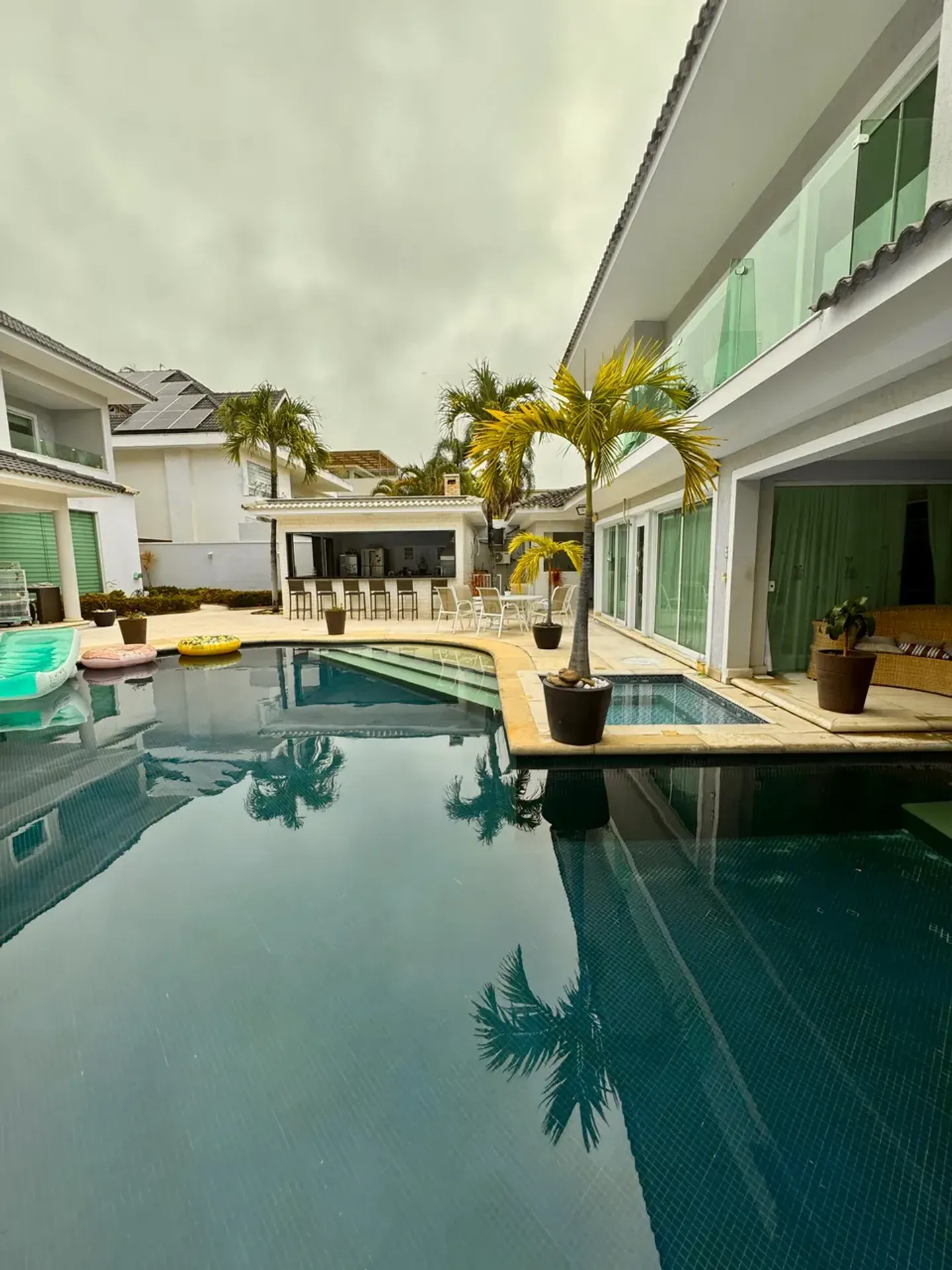 Casa amueblada de 1000 m² con 6 suites y 4 plazas — photo 40