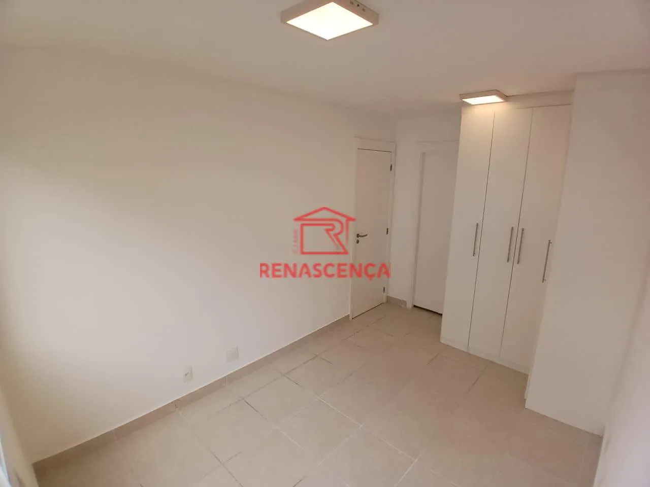 Apartamento de 2 quartos em condomínio com academia — photo 18