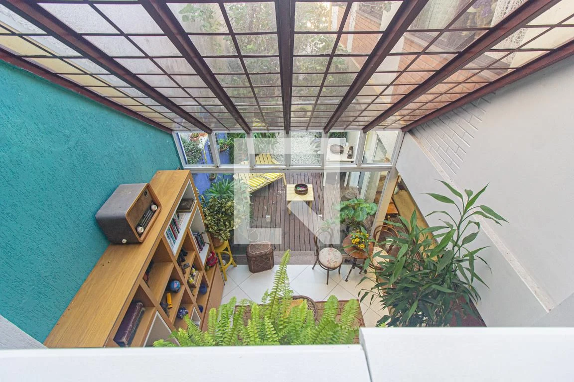 Ванна та 4 спальні: будинок 350 м² — photo 65