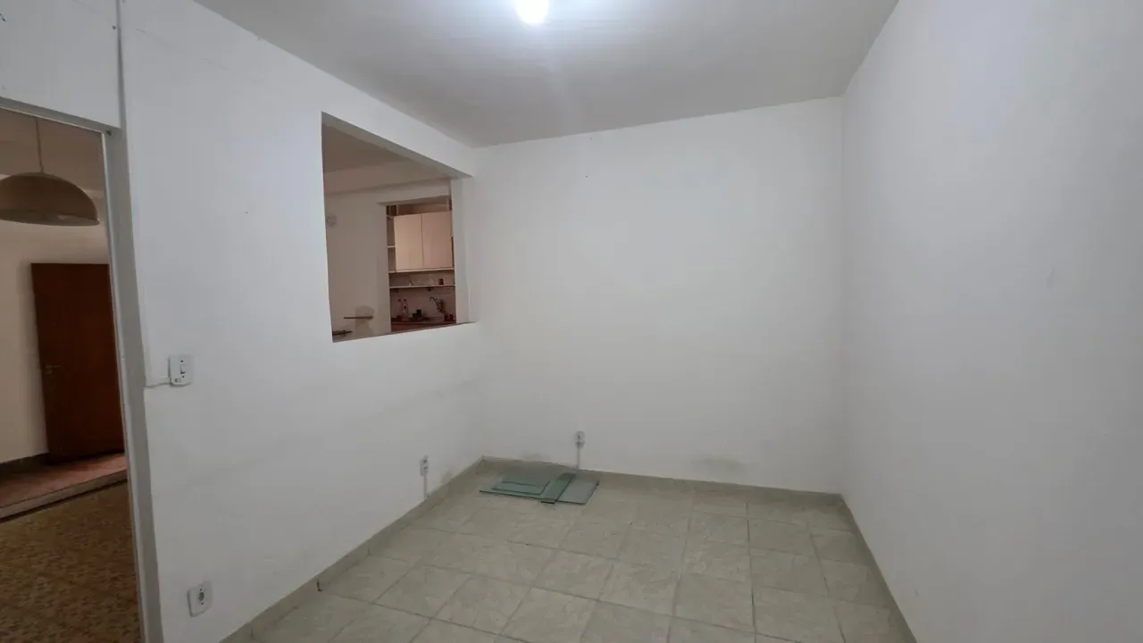 Casa com 3 quartos e 2 banheiros, com garagem para 2 carros — photo 33