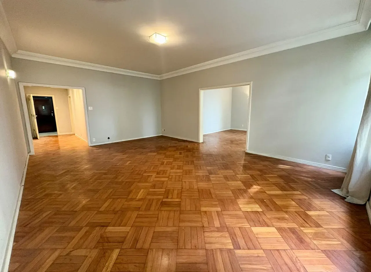 Apartamento, 215 m², com banheira — photo 16
