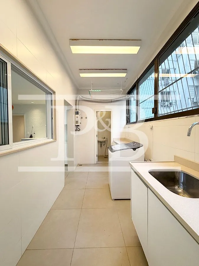 3-bedroom apartment with 261 m² and 2 bathrooms — photo 27