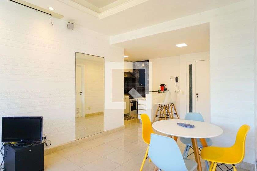 Apartamento amueblado de 68 m² con suite y cocina abierta — photo 16