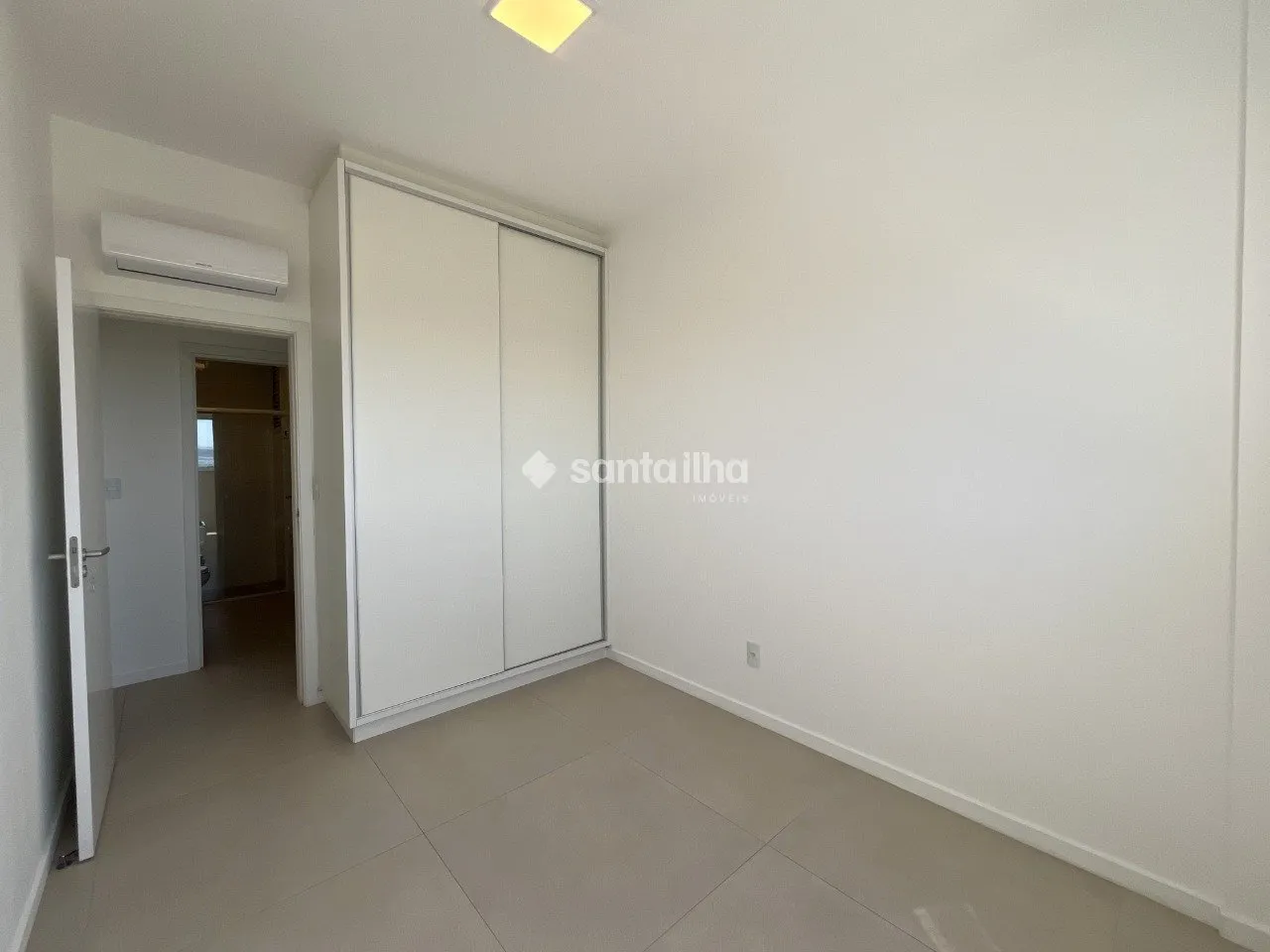Duplex apartment with 219 m², 3 bedrooms and open-plan kitchen — photo 9