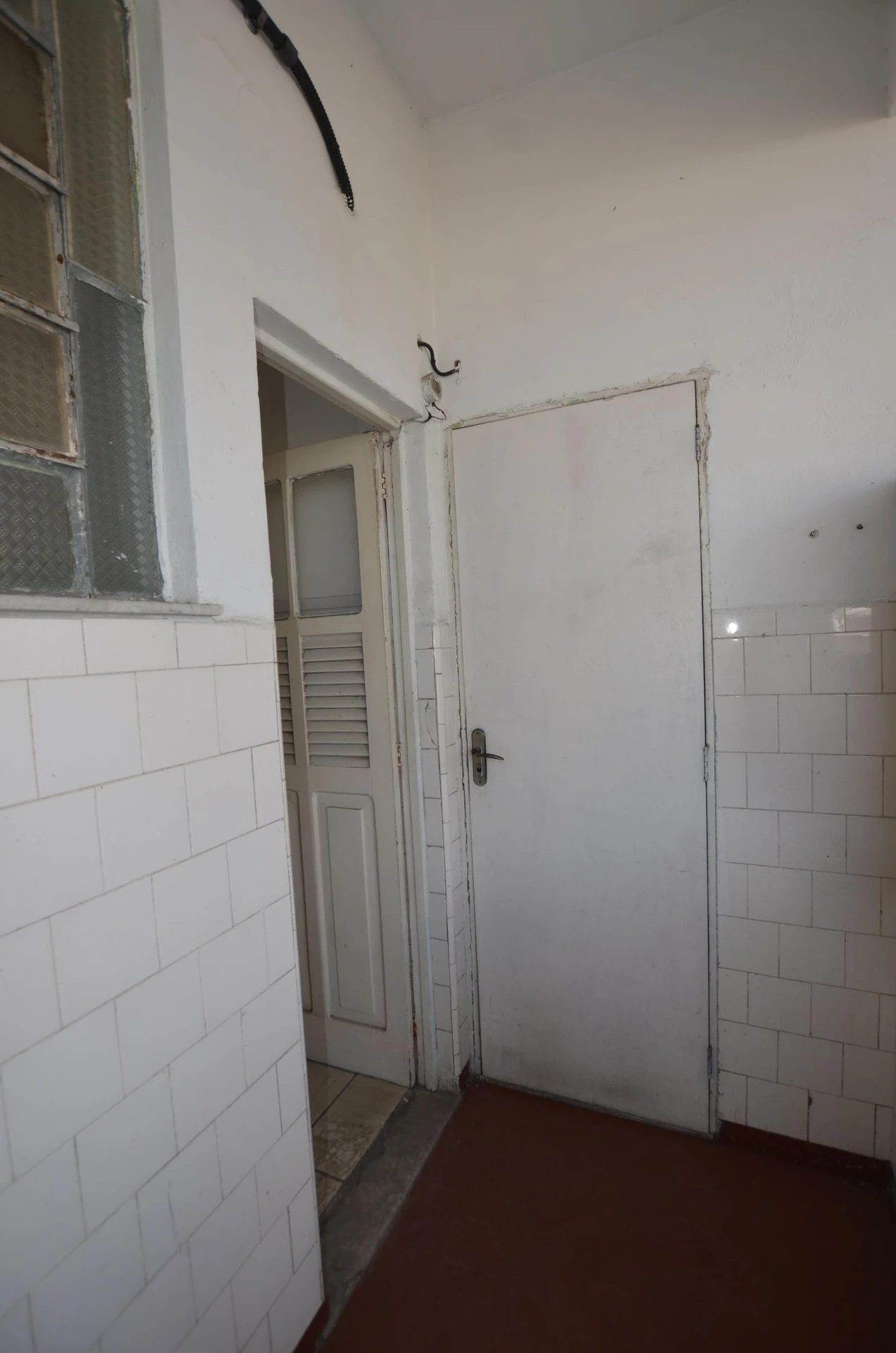 Unfurnished rental apartment with 2 bedrooms — photo 40