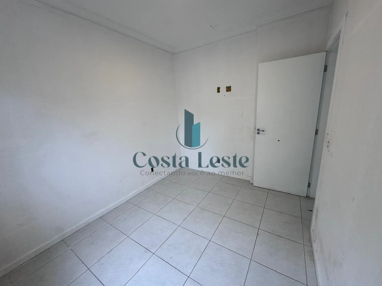 3-bedroom apartment with 2 en-suite bathrooms — photo 15