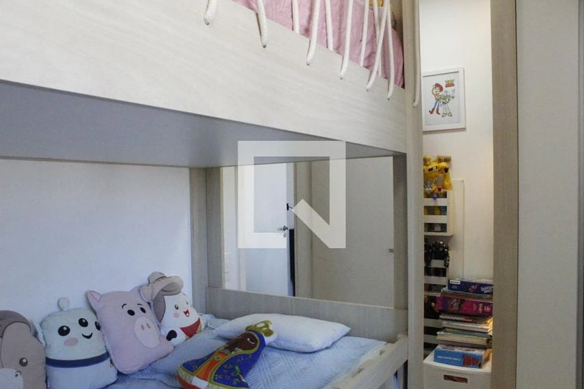 Casa em condomínio com 4 quartos e 117 m² — photo 24