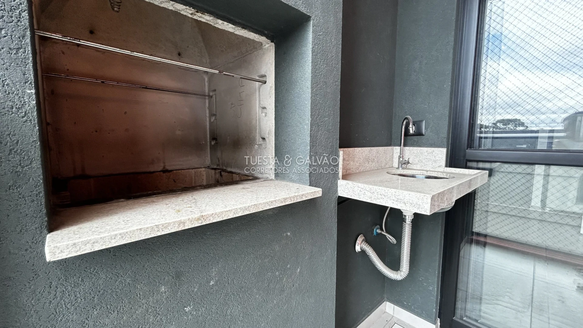 1-bedroom apartment with balcony grill — photo 8