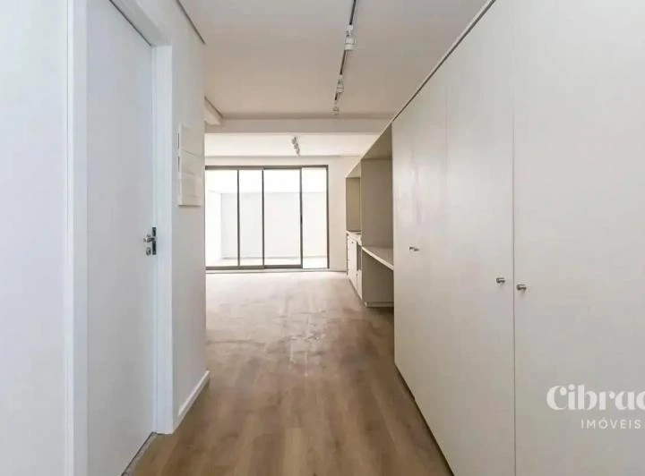 Apartment with a balcony and 1 bedroom — photo 8