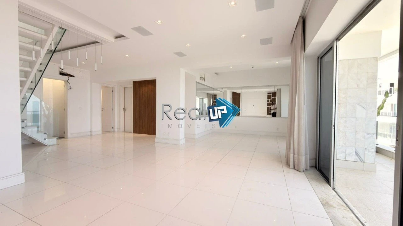 Rooftop apartment with balcony and 4 bedrooms, 5 baths — photo 5