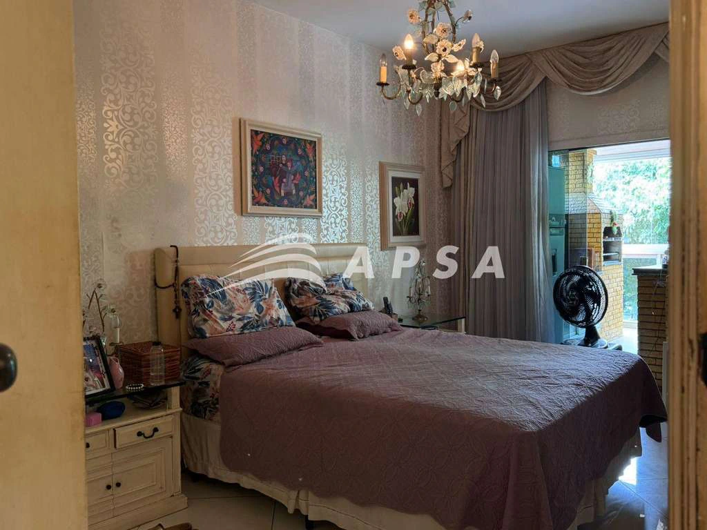 Furnished 208 m² apartment with 3 bedrooms and 2 parking spots — photo 6