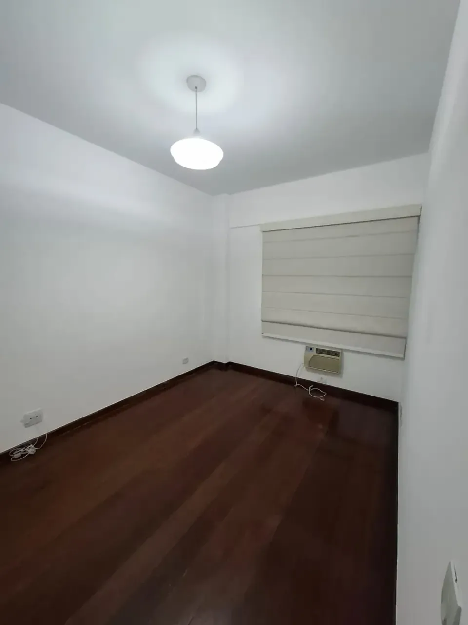 Apartment with 2 bedrooms, 3 bathrooms and a balcony — photo 16