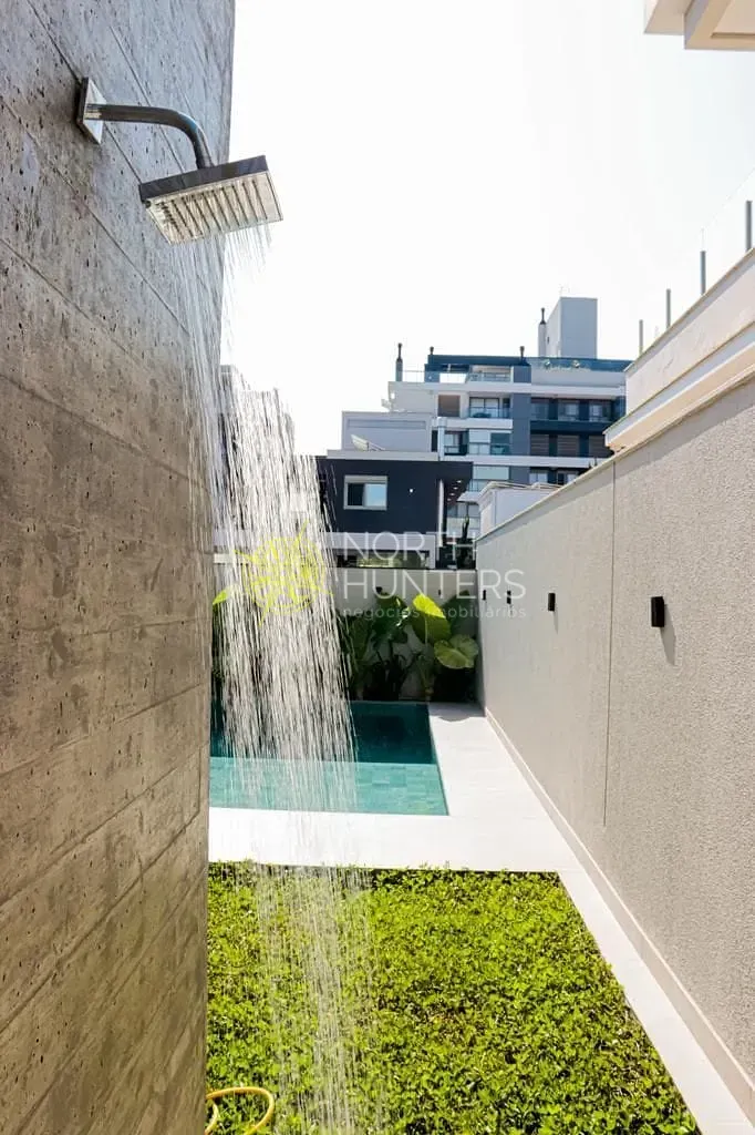 Casa mobiliada de 5 suítes com 646 m² e 4 vagas — photo 39