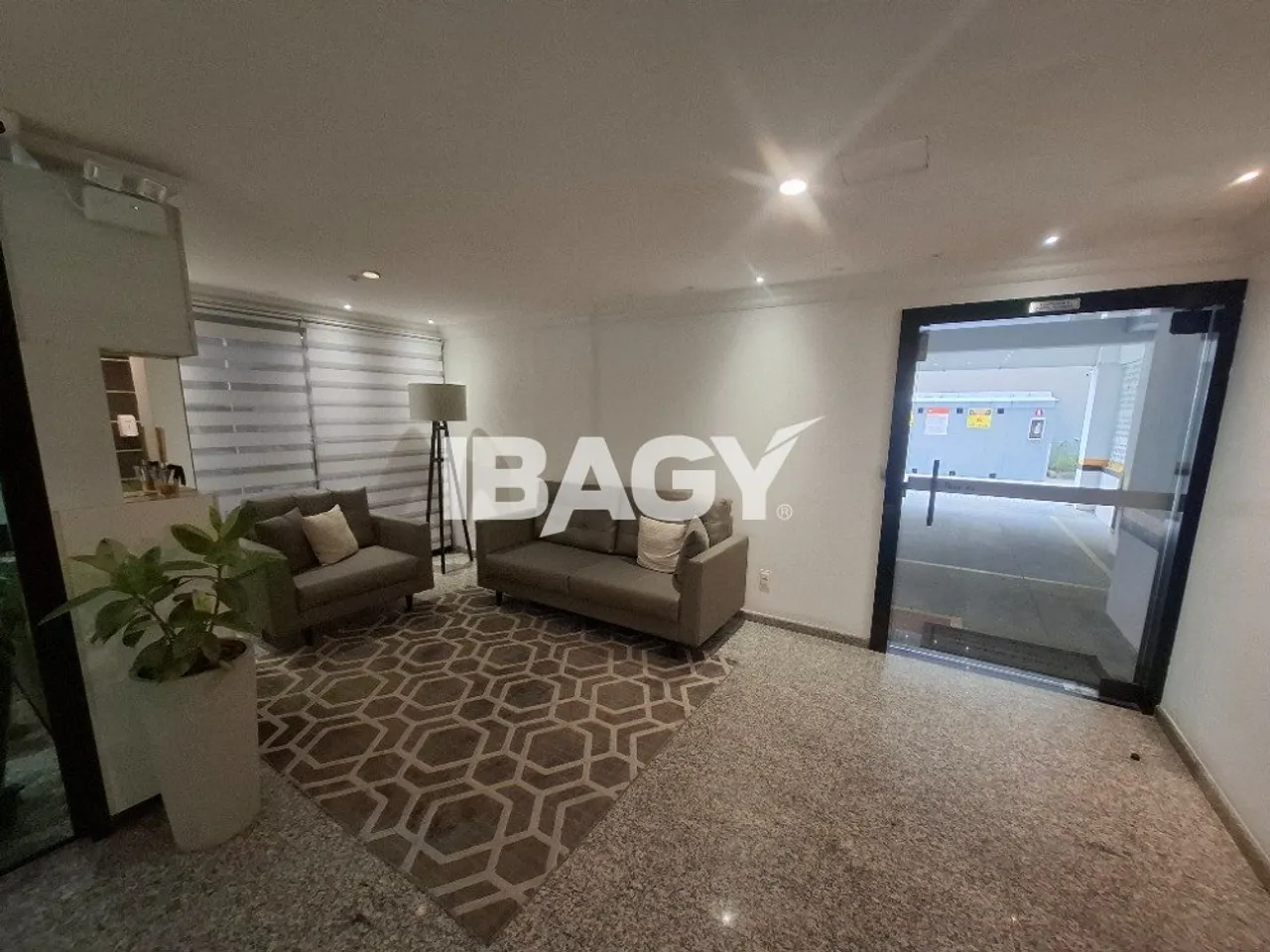 Furnished apartment, 45 m², with a washing machine — photo 12