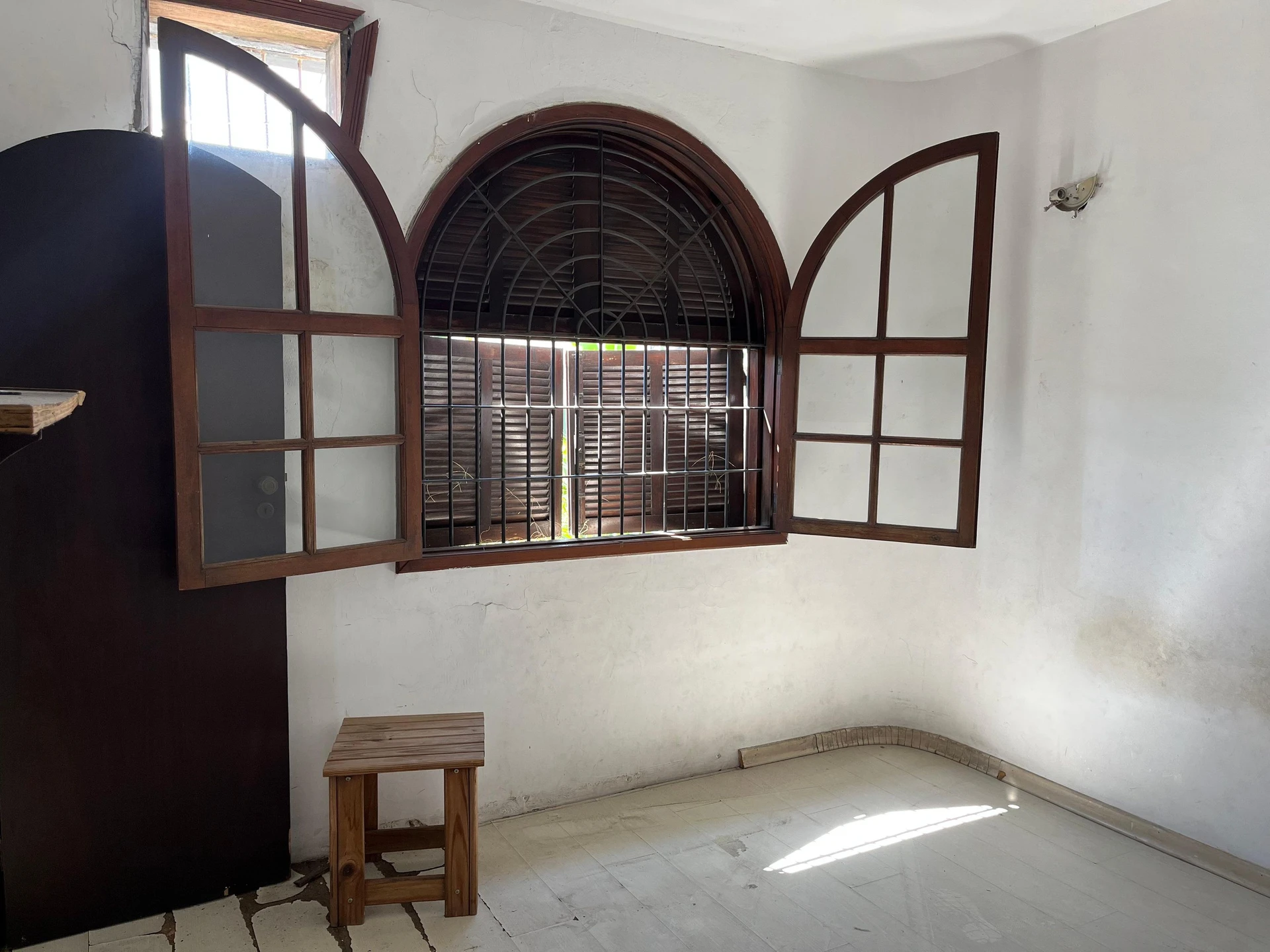 Casa sem mobília com 4 suítes e 7 banheiros — photo 19
