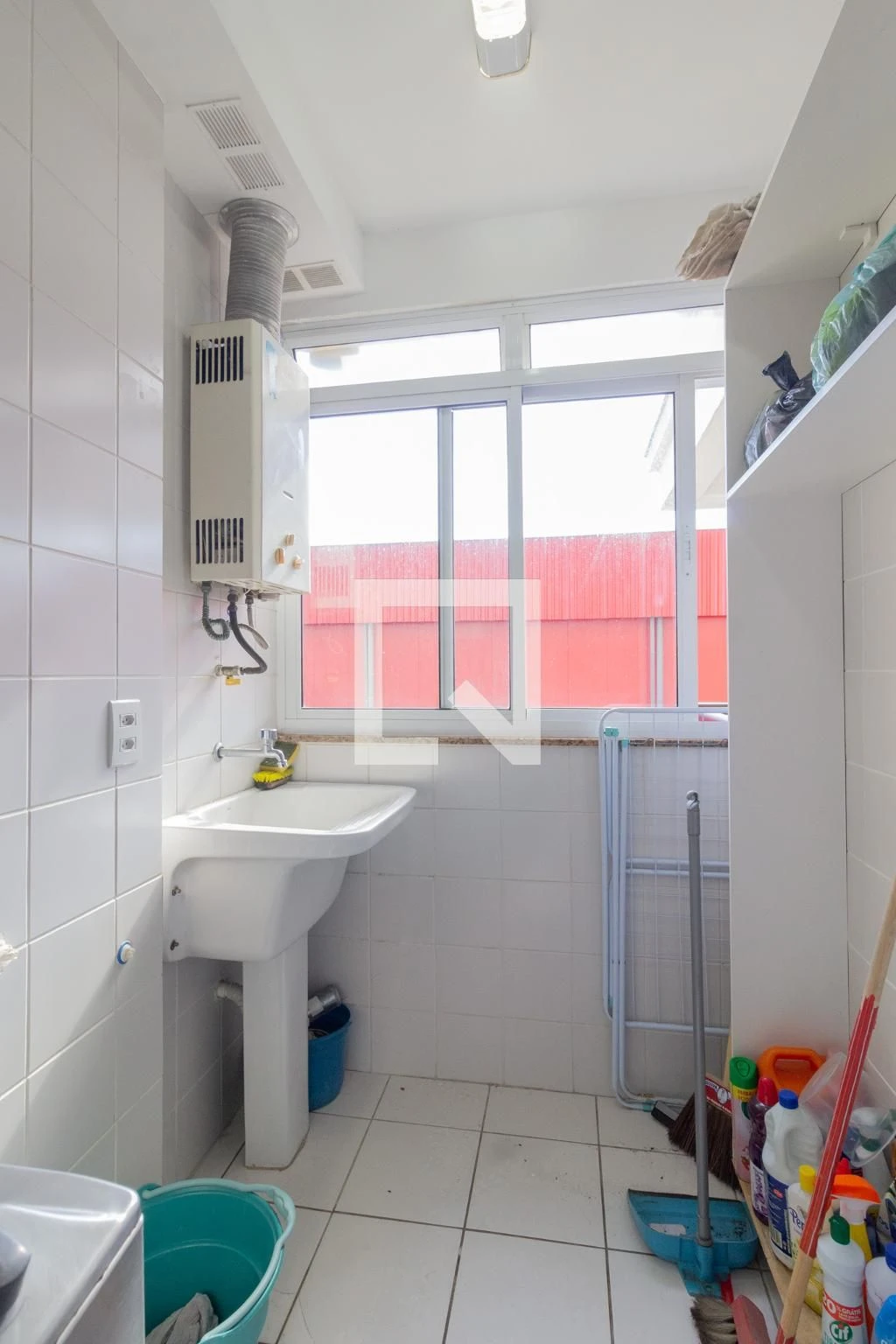 Washing machine in a 2-bedroom apartment, 70 m² — photo 47