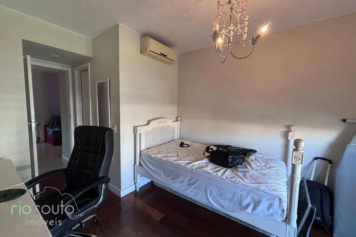 Furnished apartment with 4 bedrooms and balcony grill — photo 35