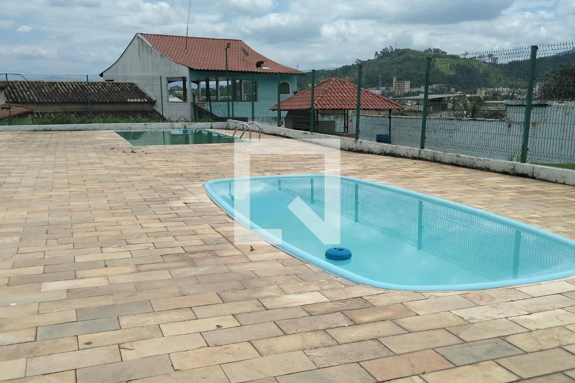 2-bedroom apartment in a building with a pool — photo 10