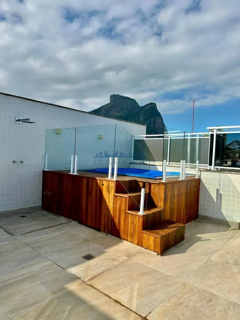 Furnished apartment, 400 m², with a glass-enclosed balcony — photo 7
