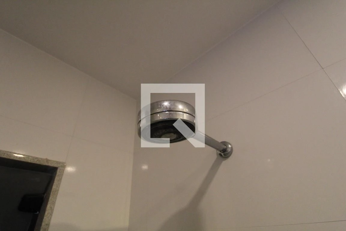 Furnished house with 4 en-suite bedrooms and private garden — photo 8
