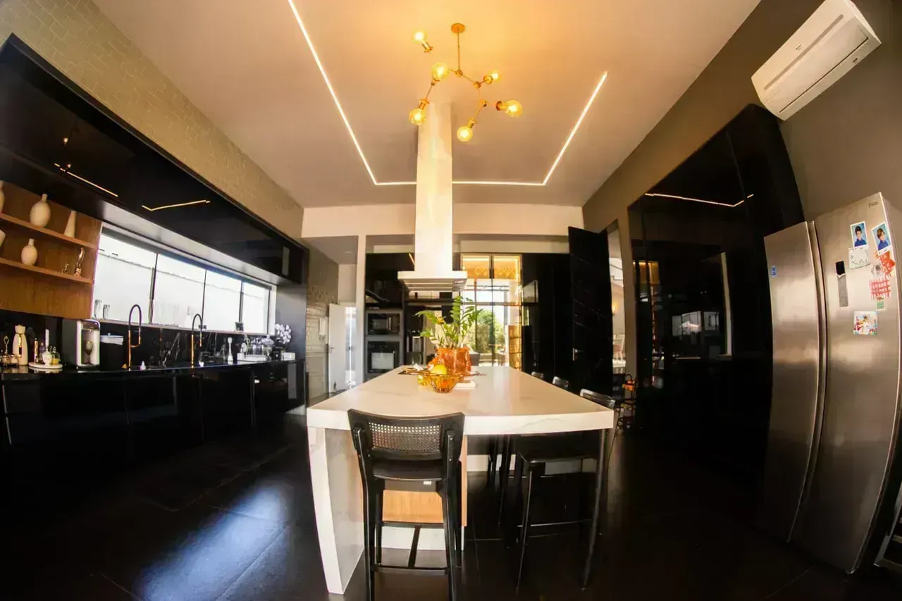 Casa triplex mobiliada com 5 suítes e 1.200 m² — photo 23